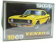 AMT 1969 Chevy Yenko Camaro 1:25 Scale Plastic Model Car Kit 1093