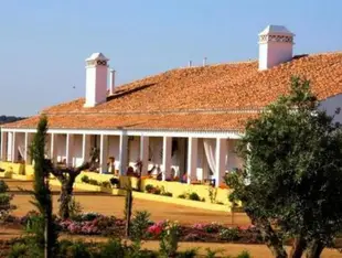 Herdade Do Sobroso Wine & Luxury Boutique Hotel