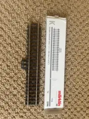 Marklin HO 2290 "K" feeder track New in box