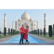 Save 9.99%! Full Day Private Taj Mahal Tour by Superfast Train from Delhi