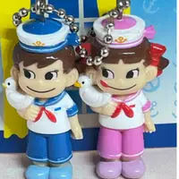 在飛比找蝦皮購物優惠-日本帶回來的不二家水兵服吊飾娃娃一對