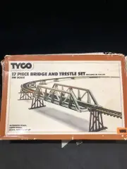 Tyco 17 Piece Bridge and Trestle Set HO Scale w Box NEW