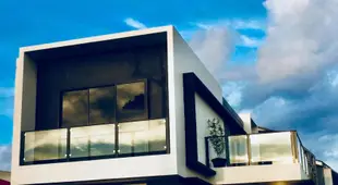 Newly Built Modern Contemporary Villa inspired 7pax