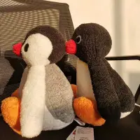 在飛比找Yahoo!奇摩拍賣優惠-y2506798企鵝家族毛絨公仔車載抱枕玩偶擺件玩具娃娃動漫