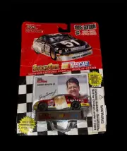 Racing Champions Inc. Johnny Benson JR. 1995 Edition In Package w Display Stand