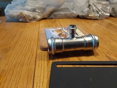 viega propress fittings 1 1/2x 1 1/2 x1/2 in. 85690. Stainless steel Tee