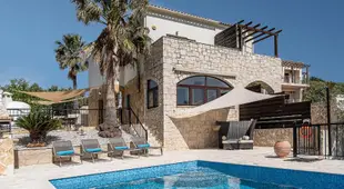 Zentrum Holidays Crete - Villa Kalypso