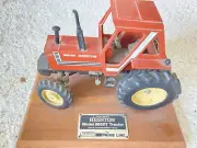 Hesston 980DT 1/16 scale commerative tractor