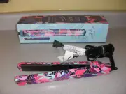 NIB ALMOST FAMOUS STUDIO SERIES TROPICO TOURMALINE-CERAMIC HAIR STRAIGHTENER