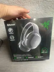 Razer Barracuda Pro Wireless Over-Ear Gaming Headset