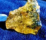 Libyan Desert Glass Meteorite Tektite impact specimen( 255 ct)Dimples Green