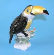 9942090 Porcelain Figurine Bird Toucan Wagner & Apel H22cm