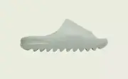 Yeezy Slide ‘Salt’ sz 13