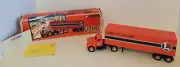 CORGI CLASSICS 52302 Lionel City Van Lines MACK B Series Semi Truck NEW!