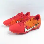 NIKE FD0563600 大童足球鞋 JR VAPOR 15 CLUB MDS 釘鞋 紅橘【ISPORT愛運動】