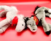 Wells Fargo Legendary Horse Grey 15" inch Plush 2006 and Shamrock Plush