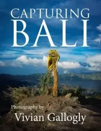 在飛比找博客來優惠-Capturing Bali: Photography by