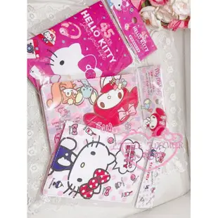 ♥小公主日本精品♥ Hello Kitty 凱蒂kitty美樂蒂三麗鷗護照包卡套卡套悠遊卡一卡通出國護照42223405