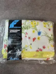 Vintage Fieldcrest Blanket Twin Double Full Acrylic Flower Floral Satin Trim NOS