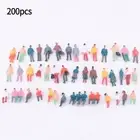 200 Piece Figures 1:87 Standing Two Seated Figures Model Building Convolute Set