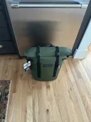 ~~~~YETI Hopper M20 Soft Backpack Cooler----olive