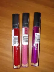 CoverGirl Colorlicious Lip Gloss set #680 sweet strawberry #700 whipped berry &