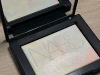 在飛比找樂天市場購物網優惠-【NARS】 限量幻彩小白餅 「五花肉蜜粉餅」#Moonwa