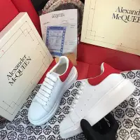 在飛比找Yahoo!奇摩拍賣優惠-新品Alexander McQueen 麥昆夜光小白鞋女20