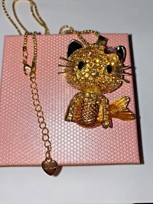 Betsey Johnson Necklace Hello Kitty Gold Crystal Gift Box Organza Bag