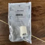 Laird TRA24003N Antenna Phantom 2.4–2.5 GHz 3 dBi White NMO
