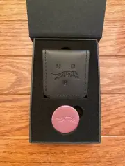 **** TIGER WOODS SERIES II BALL MARKER ( PINK ) LIMITED EDITION HALF MOON W/CASE