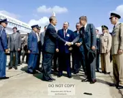 PRESIDENT JOHN F. KENNEDY GREETS DR. WERNHER VON BRAUN 8X10 NASA PHOTO (AA-279)
