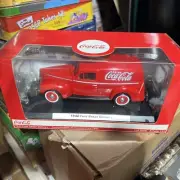 Motor City Classics 1940 Ford Sedan Coca Cola Delivery Panel Van 1:24 Scale Red