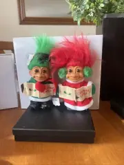 Vintage Set Russ Troll Dolls Christmas Carols 5" Red and Green Hair Carolers NEW