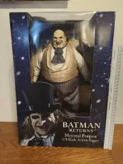 NECA Batman Returns (1992): Mayoral Penguin 1/4 Scale Action Figure New/Sealed!