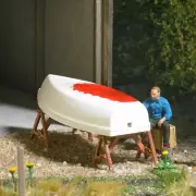 Painting a boat HO/OO Busch Figures 79816