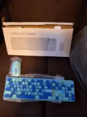 Wireless Keyboard And Mouse Combo Model: PC403A