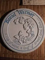 VINTAGE 1989 LYN ULICK SIGNED BREAD WARMER HEART LAND STUDIOS ORIGNAL DESIGN NEW