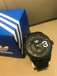 在飛比找Yahoo!奇摩拍賣優惠-Adidas 全黑男性手錶