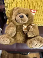 MAGEE BEANIE BABY NWT