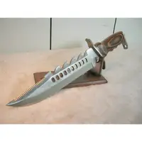 在飛比找蝦皮購物優惠-【軍武門二館】台製 十孔鯊魚獵刀(鋸齒/1095) 超級特戰