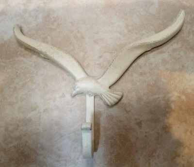 Decorative Shorebird Towel Hat Bath Wall Hook Metal Choice of Color