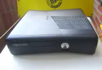 在飛比找Yahoo!奇摩拍賣優惠-XBOX360 SLIM 單主機 型號1439 (內含4G容