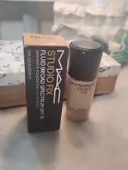 New Mac Foundation Studio Fix Fluid Foundation SPF 15 NC35 NIB Full Size