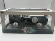 M2 Machines (Die Cast) 1/24 scale 1958 Chev Apache Cameo (White/Black)