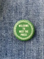 N.O.S. 1960s "WELCOME TO MEET THE PRESS" Celluloid Pinback Button