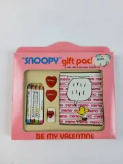 Vintage 1965 Snoopy Gift Pack Be My Valentine Pencil Memo Notepad Set NEW