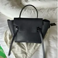 在飛比找蝦皮購物優惠-Celine Micro Belt bag 鯰魚包 黑