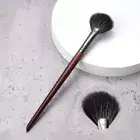 Bronzer V Face Highlighter Brush Loose Powder Brush Makeup Brush Blush Brush