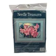 Vintage Needle Treasures Needlepoint Kit Amaryllis Flowers Floral 06655